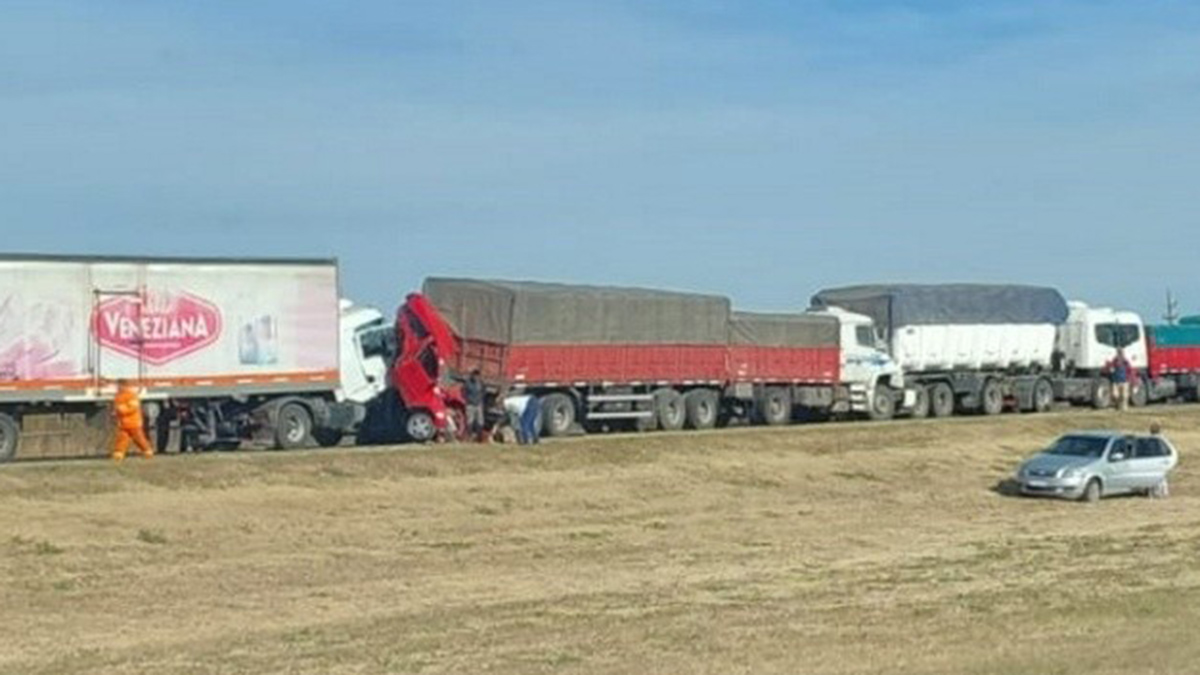 Tres muertos tras un choque en la Ruta 33 entre Villada y Chabás – El ...
