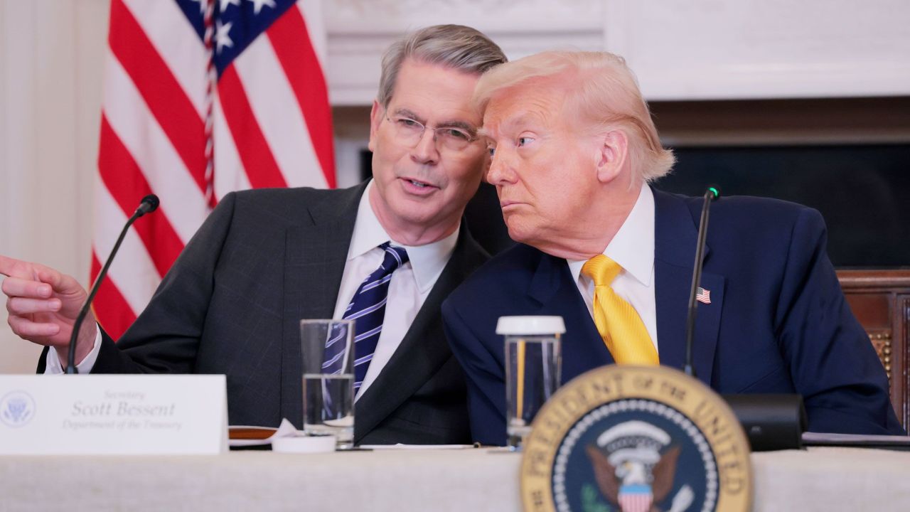 Estados Unidos negocia una línea swap de 20.000 millones de dólares con ...